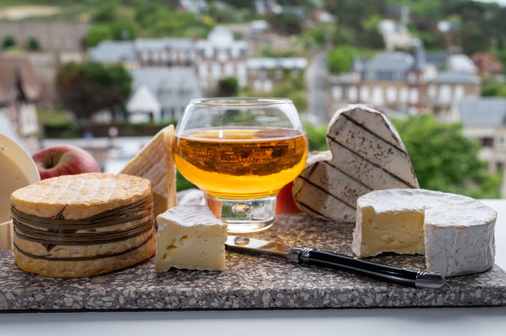 Surprenez avec un apéro bière et fromage : idées originales, accords inédits, astuces de dégustation et tendances à adopter pour une expérience gustative unique.