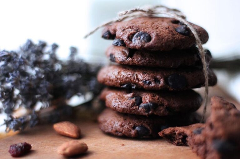 Biscuits crousti-moelleux aux amandes et chocolat : la recette facile et gourmande