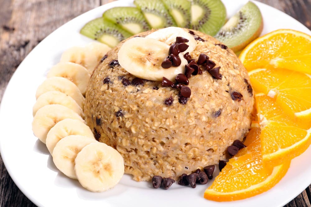 bowl cake with oat and fruit