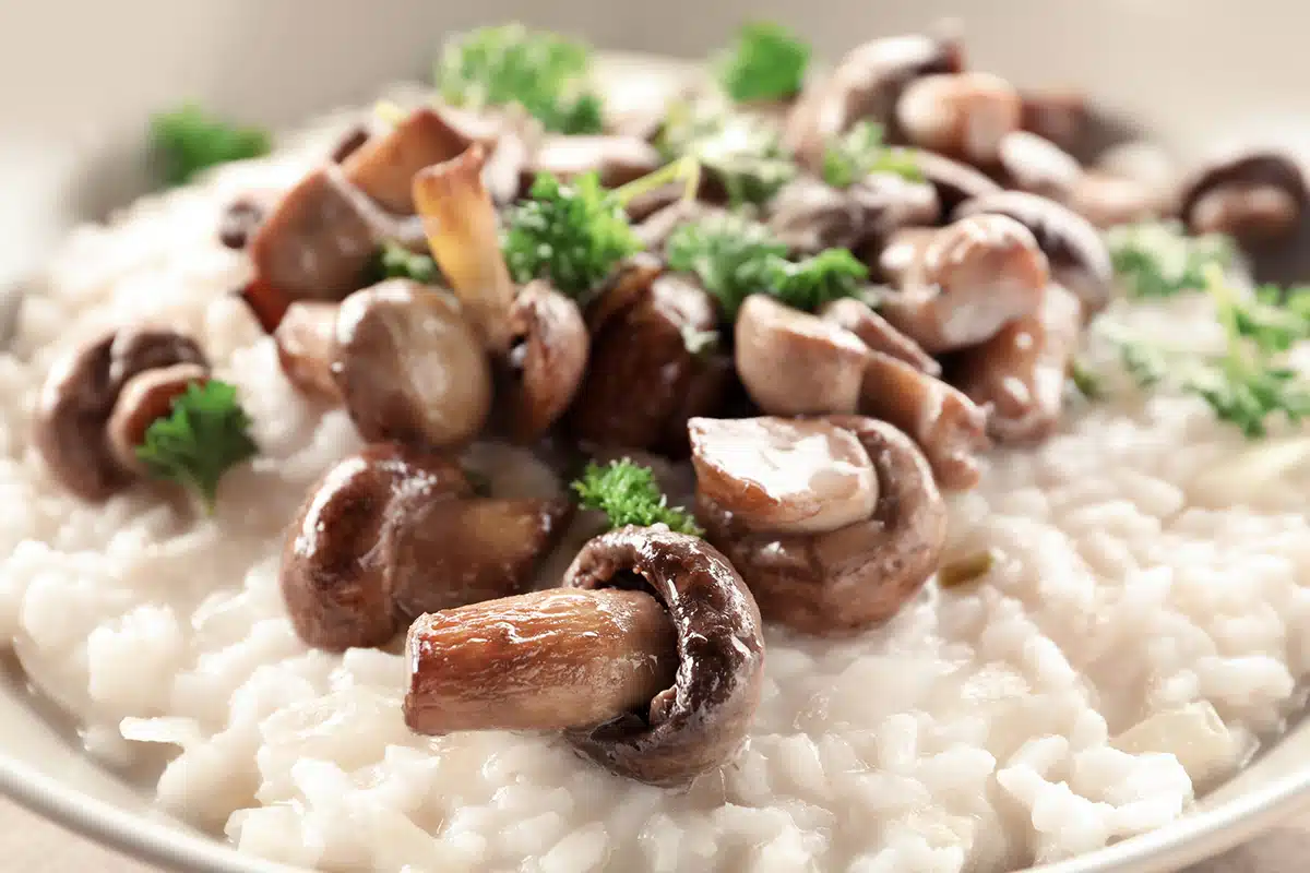 recette de risotto au vin blanc sans viande et aux champignons