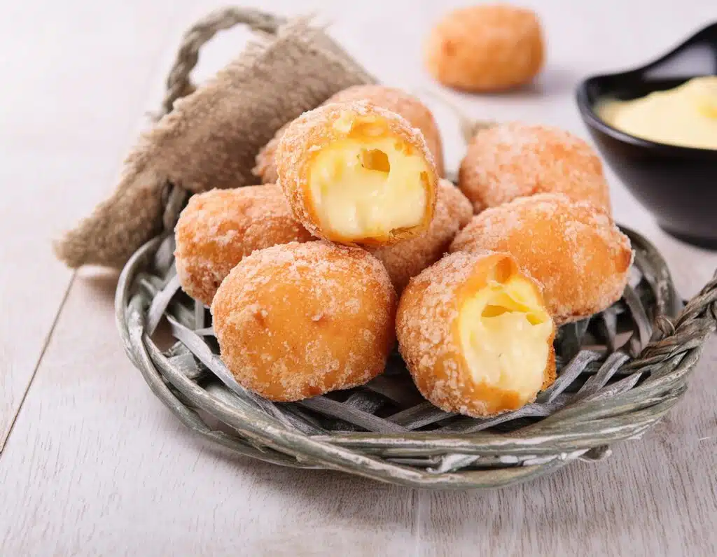 Les malakoffs suisse : des beignets au fromage fondants et croustillants pour un apéro gourmand