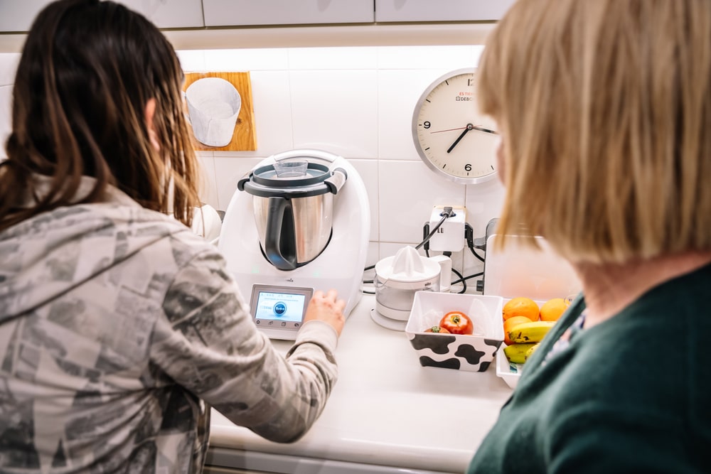 5 robots culinaires qui vont transformer votre cuisine