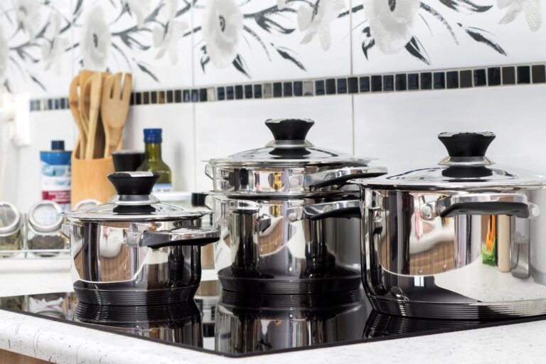 La cuisson à induction : quelles casseroles sont vraiment compatibles et comment bien les choisir ?
